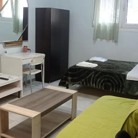 House Near דירה